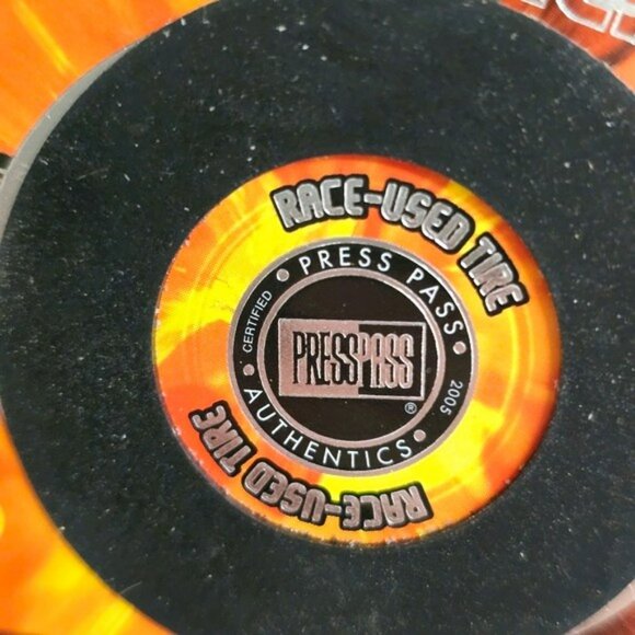 Nascar Tony Stewart Insert Trading Card Press Pass Hot Treads 2005 Race Tire - Picture 12 of 13